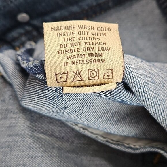 Jou Jou Premium Denim Collection Women's Small Blue Jean Jacket Pockets EUC - Picture 12 of 16